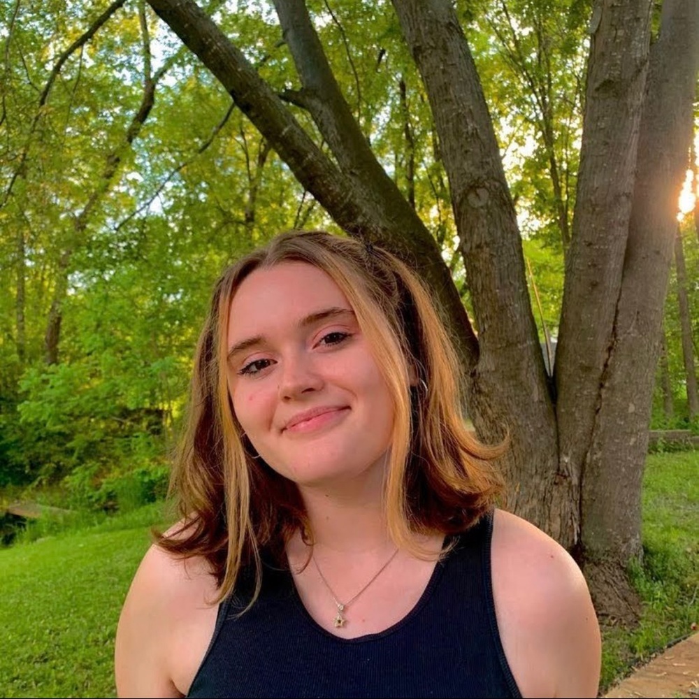 Meet your Posher, Alyssa